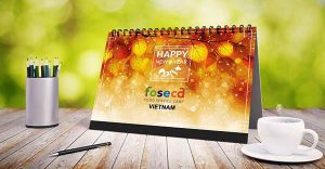 thiết kế lịch để bàn có sẵn