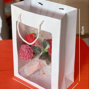 Túi giấy có sẵn đựng quà IT09 (35 x 25 x 13 cm)